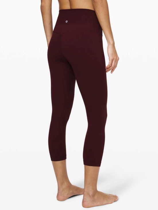lululemon athletica Pants - Lululemon Align Crop 21" Garnet (Size 6)